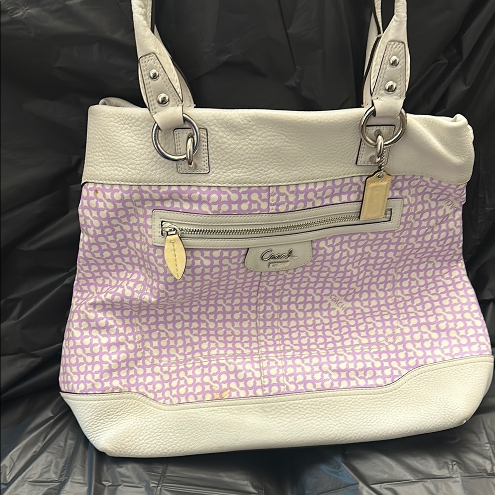 Coach White and Purple Shoulder Bag with Elegant Design